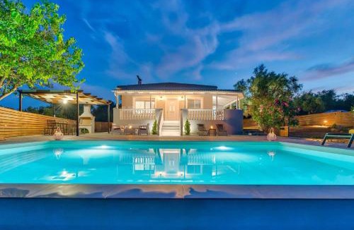 Neromilos Villa | Villa Oliveto