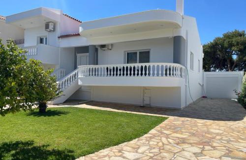 Kato Assos Villa | Villa Orangerie - Where Luxury Meets Serenity