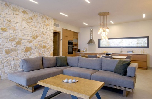Petaleia Villa | Villa Otter - Agía Aikateríni ,Ionian Islands