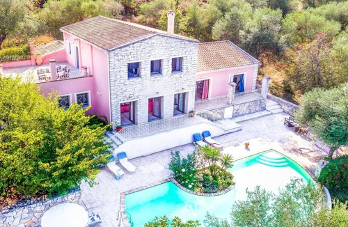 Petaleia Villa | Villa Paola Kassiopi - Villa Paola Kassiopi