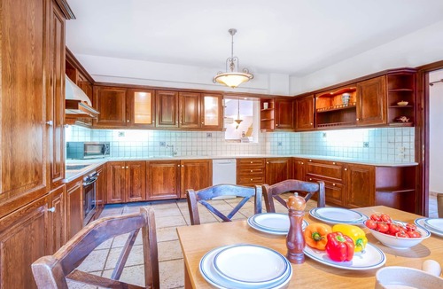 Petaleia Villa | Villa Paola Kassiopi - Villa Rental by the Sea in Kassiopi, Corfu Island, Greece
