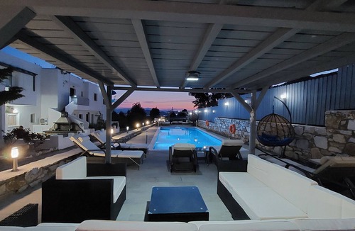 Naxos Town Villa | Villa Parisi Naxos 1 & Free Car Rental