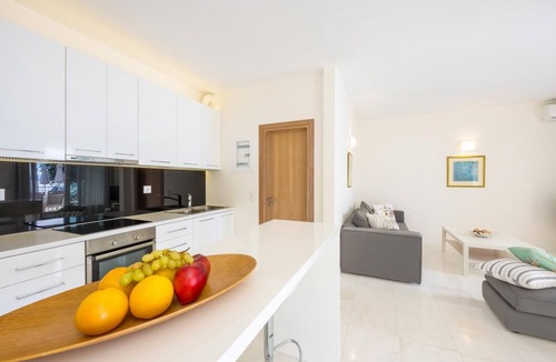 Katavolos Villa | Villa Penelope - Four Bedroom Villa, Sleeps 8