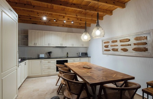 Lindos Villa | Villa Qupi, sleeps 12, Fully Air-conditioned, stunning views of the Acropolis!