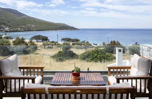 Nea Styra House | Villa Renidora