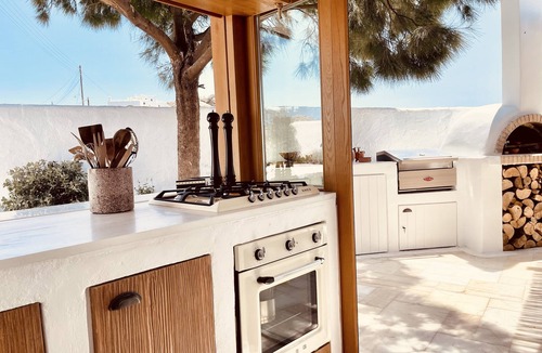 Xilokeratidi Villa | Villa 'Romeo and Julio Summer House' with Mountain View, Wi-Fi and Air Conditioning