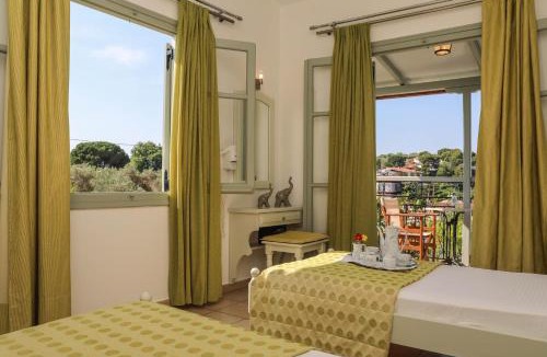 Troulos Apartment | VILLA ROSA