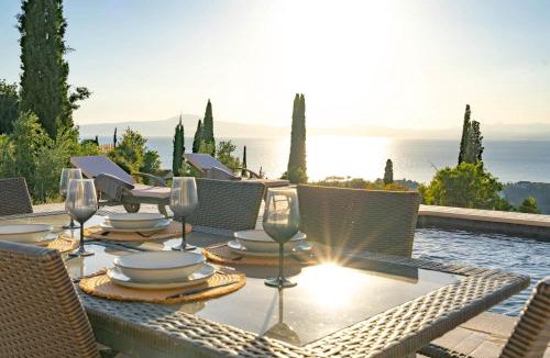 Kalamata Villa | Villa Sadova Private pool Panoramic view