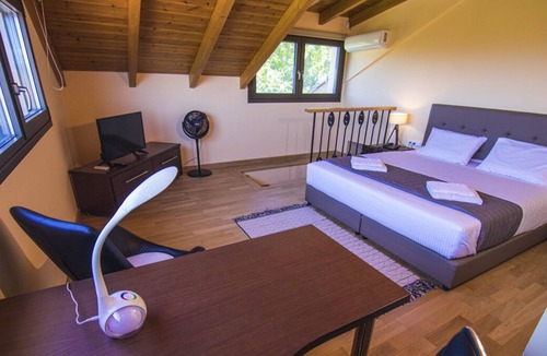 Salakos Villa | Villa Salakos - Three Bedroom Villa, Sleeps 6
