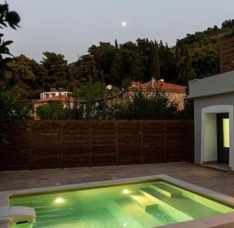 Agios Konstantinos Villa | Villa Samos - Renovated stone villa with private pool- 2 min from the sea!