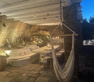 Vourkari Villa | Villa Sandros Vourkari