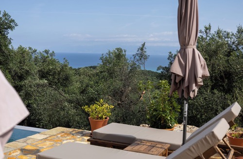 Petaleia Villa | Villa Sarakinos. A spacious, private villa with sea view