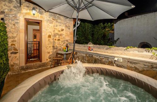 Maroulas Villa | Villa Sofita with jacuzzi