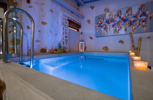Old Town Villa | Villa Splantzia - Heated pool - Garden