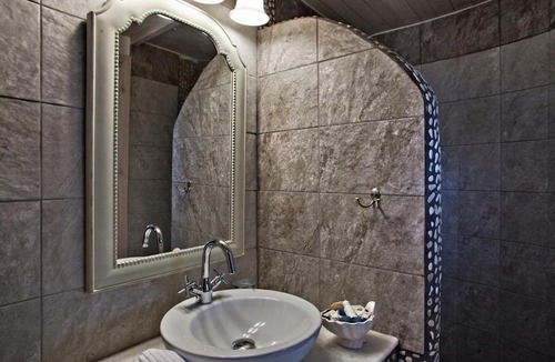 Kyra Panagia House | Villa Stamatina