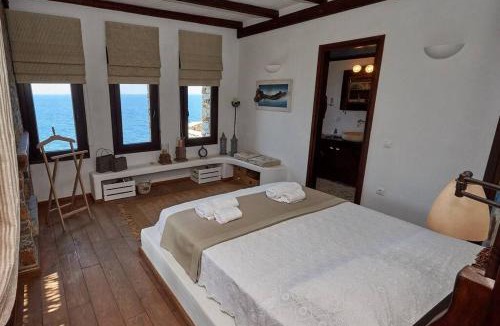 Pisses House | Villa Stoneflower with breathtaking sunsets