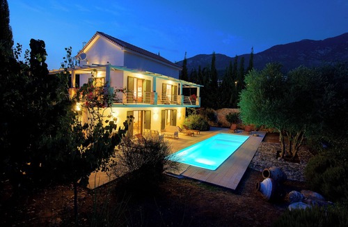 Karavados Villa | Villa 'Telina Ideales Resort' with Sea View, Wi-Fi and Air Conditioning