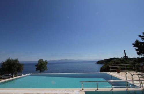 Gaios Villa | Villa Terra del Nonno with Sea Views & Pool