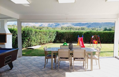 Georgioupolis Villa | Villa Uranos- Less than 5-Min Walk to Kalivaki Beach with private pool