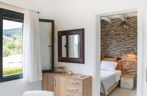 Petaleia Villa | Villa Venetia Corfu
