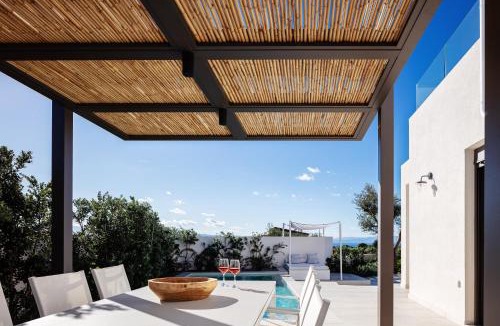Akrotiri Villa | Villa Venetiko