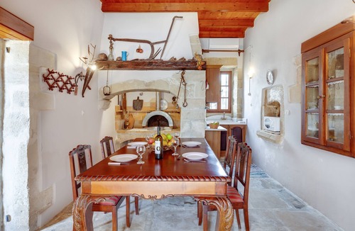 Gavalochori Villa | Villa Vereniki - BY APOKORONAS VILLAS