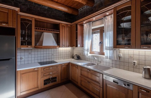 Monopari Villa | Villa Vilana with private pool
