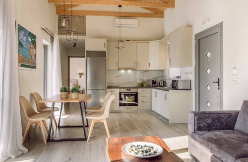 Kaligata Villa | Villa Vitalia - One Bedroom Villa, Sleeps 2