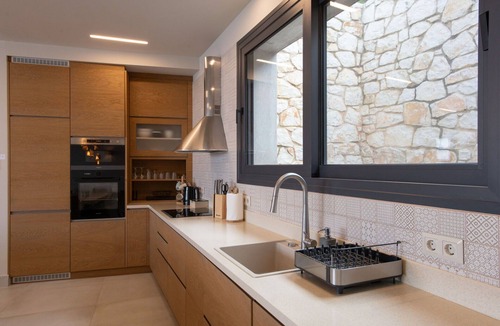 Petaleia Villa | Villa Waterlily - Modern vacation villa with private pool in Corfù, Greece