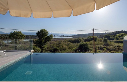 Petaleia Villa | Villa Waterlily - Modern vacation villa with private pool in Corfù, Greece