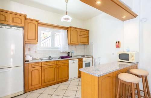 Petaleia Villa | Villa Youla - Three Bedroom Villa, Sleeps 6