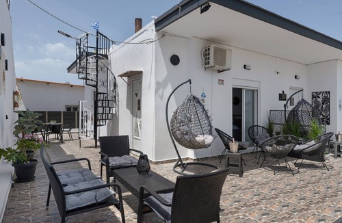 Fanai Apartment | Village Suite 102 Studio with Shared Pool and Terraces with Views—Perfect for Kitesurfers