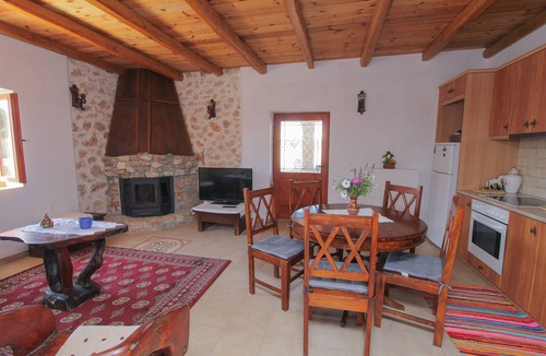 Ano Volimes Villa | Villas Farm Maria-Eleni