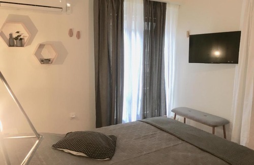 Exarhia Apartment | Vintage, Cosy And Quiet Apartment