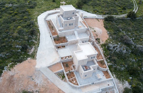 Pagkia House | Vorino Luxury Villas, Aloni