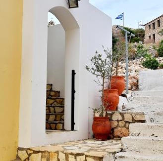 Megisti House | Voula's Traditional House