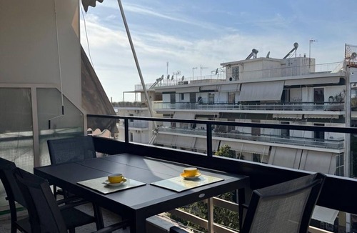 Voula Apartment | Voula ViewsnLuxury Apartment with Ocean Views – 100m from the Beach!