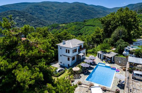 Agios Dimitrios Villa | Vrionis House