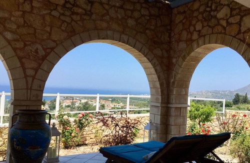 Apokoronas Villa | Walking distance to beach and all amenities
