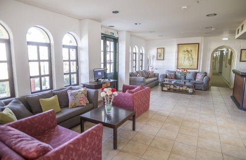 Platanes Hotel | warm hospitality to creta aquamarine hotel