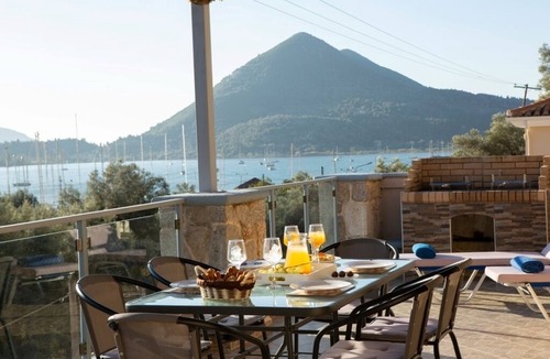 Nidri Villa | Watch the sunrise over the bay comfortable apartment with private pool, Nidri