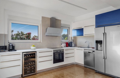 Nopigia Villa | Waterfront Private Peaceful Luxury Family-Friendly ONLY 10 steps from the sea
