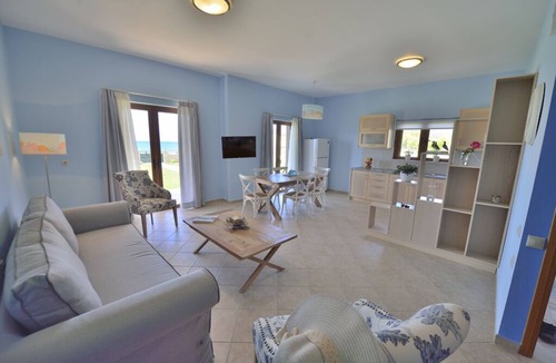 Nopigia Apartment | Waterfront with Extraordinary View, Pasithea