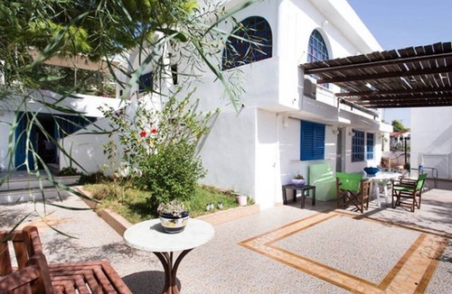 Salamis House | Wavedance Accommodation(Dias)