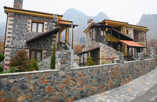 Vlachiana House | Welcome to Guesthouse Yades, Double Studio!