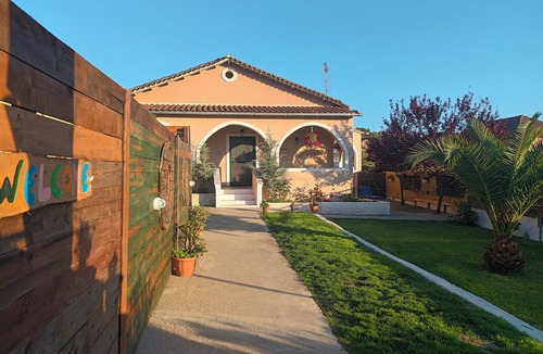 Marathias Villa | Welcome To Villa Thanos! The Villa Is A One Storey House With A Huge Garden