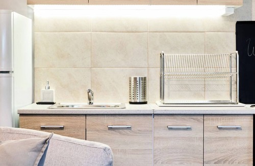 Aigio Apartment | West Garden in Aigio