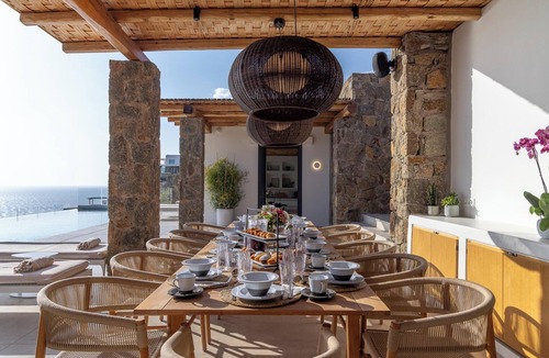 Agios Stefanos Villa | Where Luxury Meets the Timeless Beauty of the Aegean!