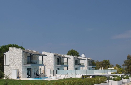 Pefkochori Villa | White Pearl Luxury Villas