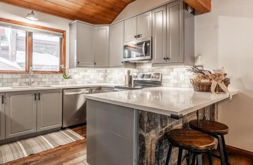 Mammoth Lakes Villa | Winterset 20